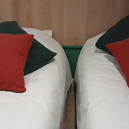 La Pause Sous Le Pin B&B Chambres D'Hotes 카페스탕 외부 사진