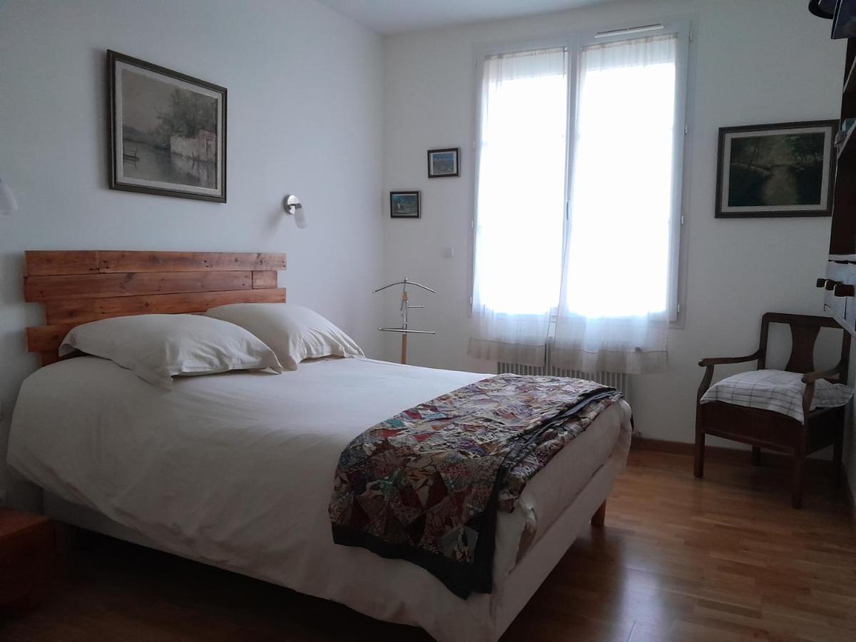 La Pause Sous Le Pin B&B Chambres D'Hotes 카페스탕 외부 사진